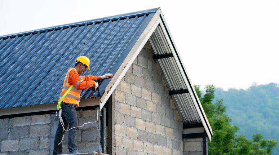 Professional residential roofers in Alexandria, MO